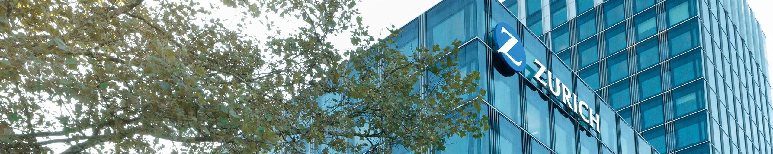 Bâtiment Skykey à Oerlikon avec le logo de Zurich