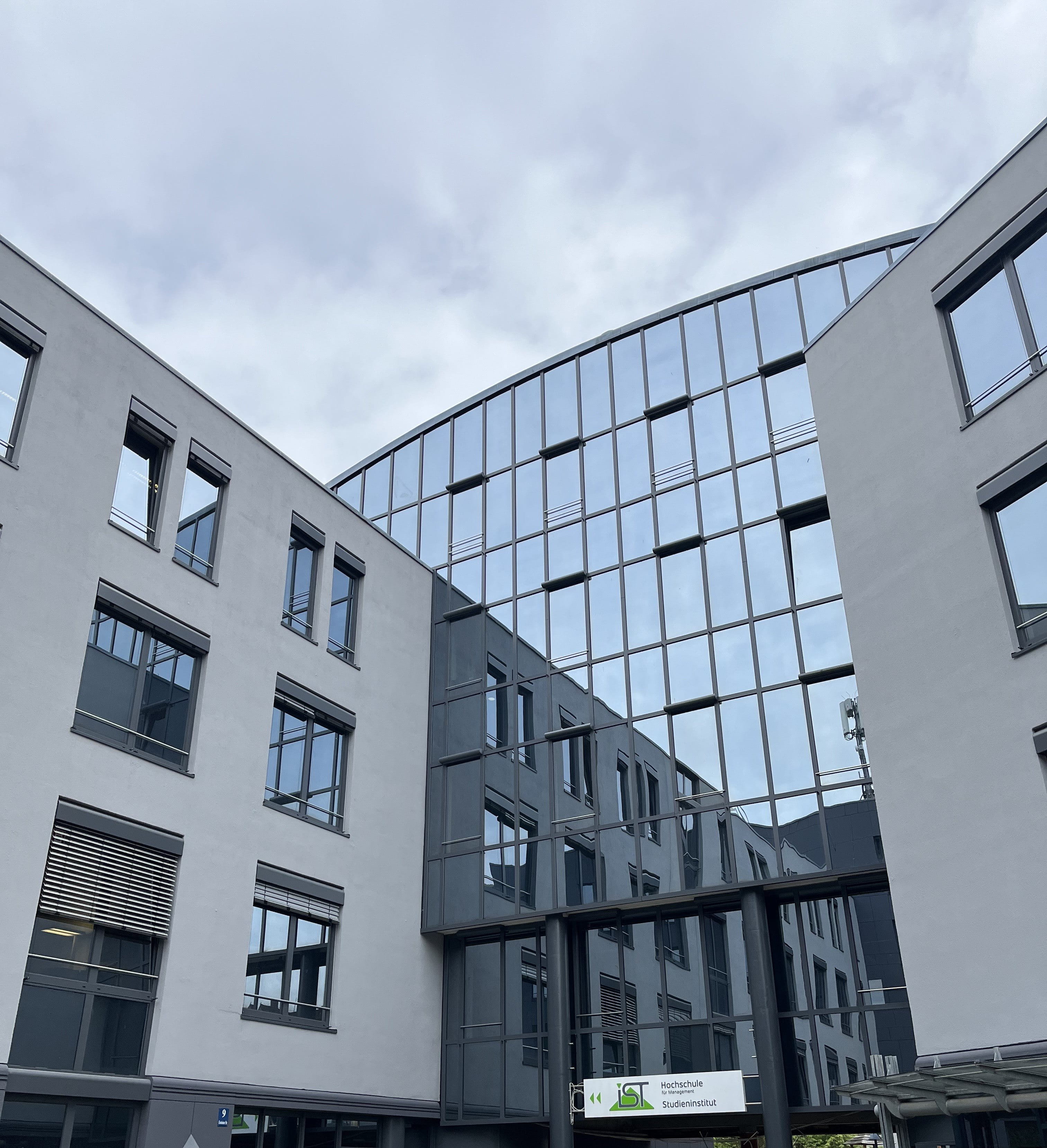 Elsenheimerstrasse, Munique